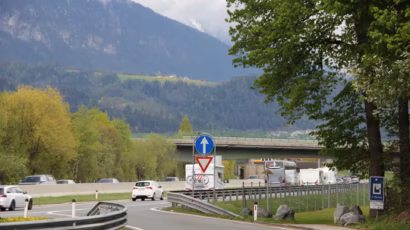 Highway driving practice for the full G road test.
